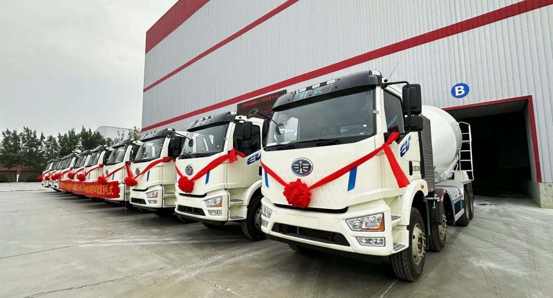實力見證！中集車輛攪拌車再獲大客戶批量復(fù)購