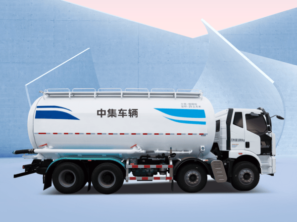 中集車輛粉罐家族實力登場，揭秘粉粒物料運輸車的"高效可靠"之道！