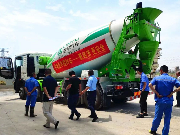 中集凌宇攪拌車全國巡展繼續(xù)：出征安徽，這一組合果然豪橫！